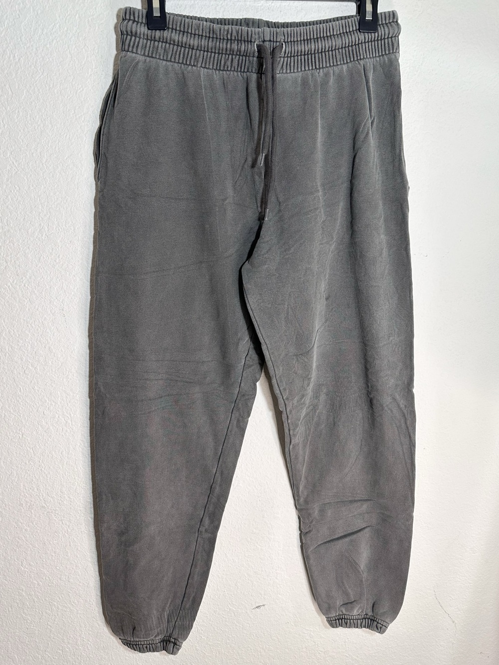 Thirty Years TY Jogger Sweatpants in Charcoal Gray Size Medium 100% Cotton